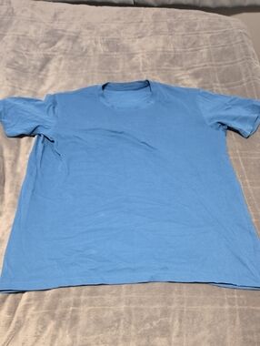 Basic Uniqlo Blue Shirt